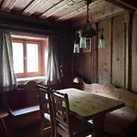 Haus In Den Bergen * Borgonovo