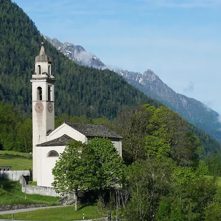 Haus In Den Bergen 別荘 Borgonovo